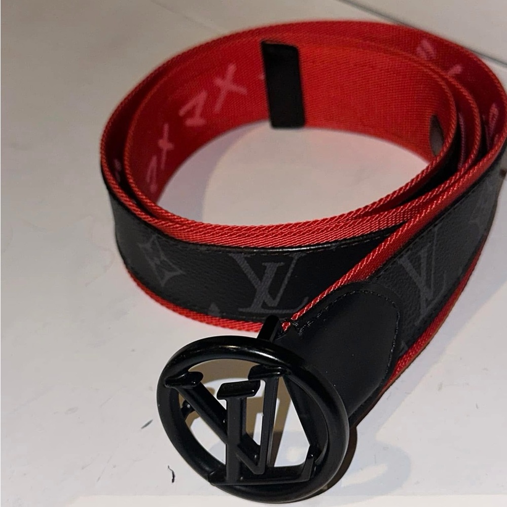Louis Vuitton Circle Monogrammed Eclipse Belt - 85cm/34 inches - Picture 11 of 13